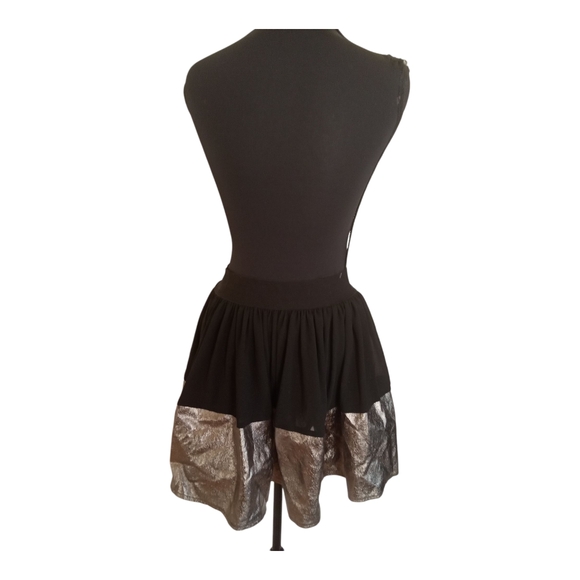 DO+BE Dresses & Skirts - Do & Be Elegant Black and Metalic Gold Skirt